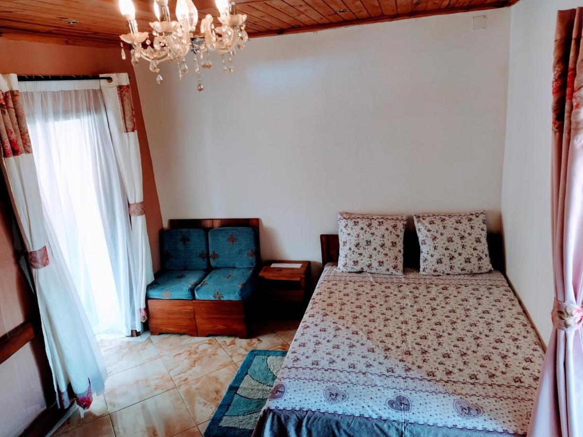 איבאטו Oceanis Home & Voyages מראה חיצוני תמונה