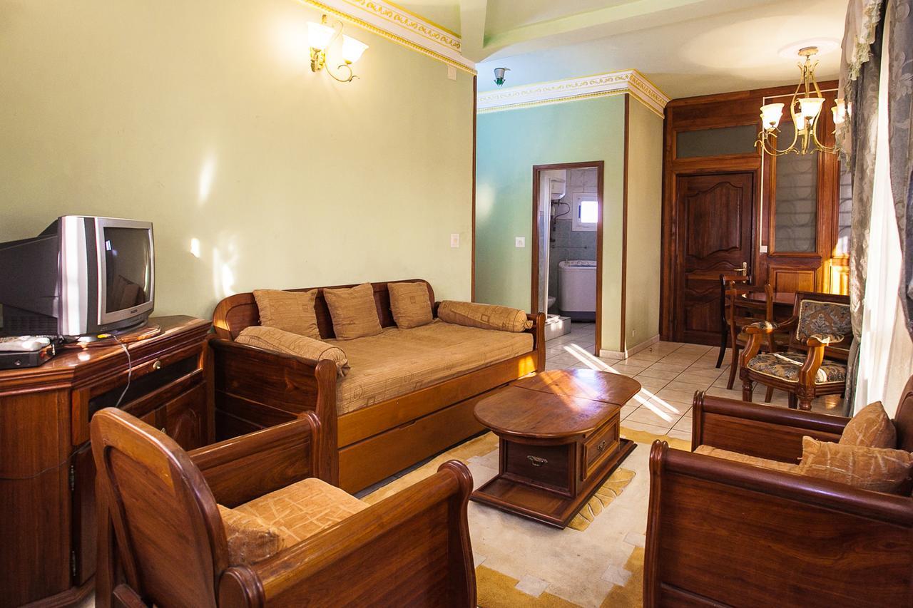 איבאטו Oceanis Home & Voyages מראה חיצוני תמונה